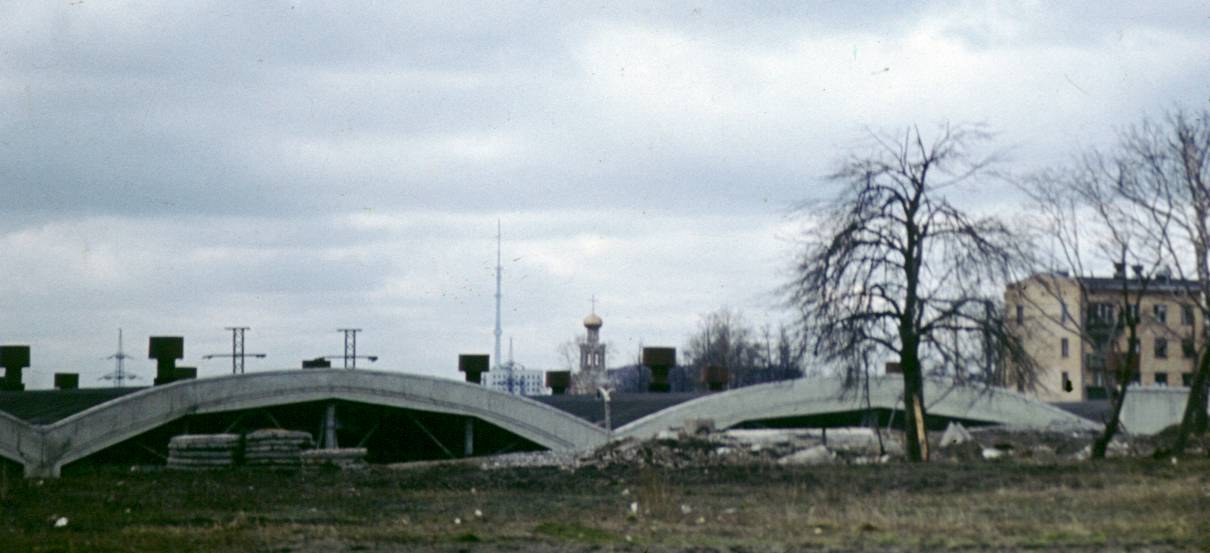 054.JPG