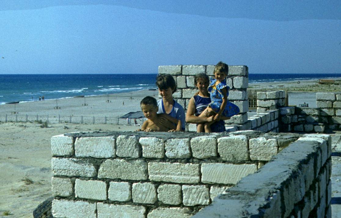045.JPG