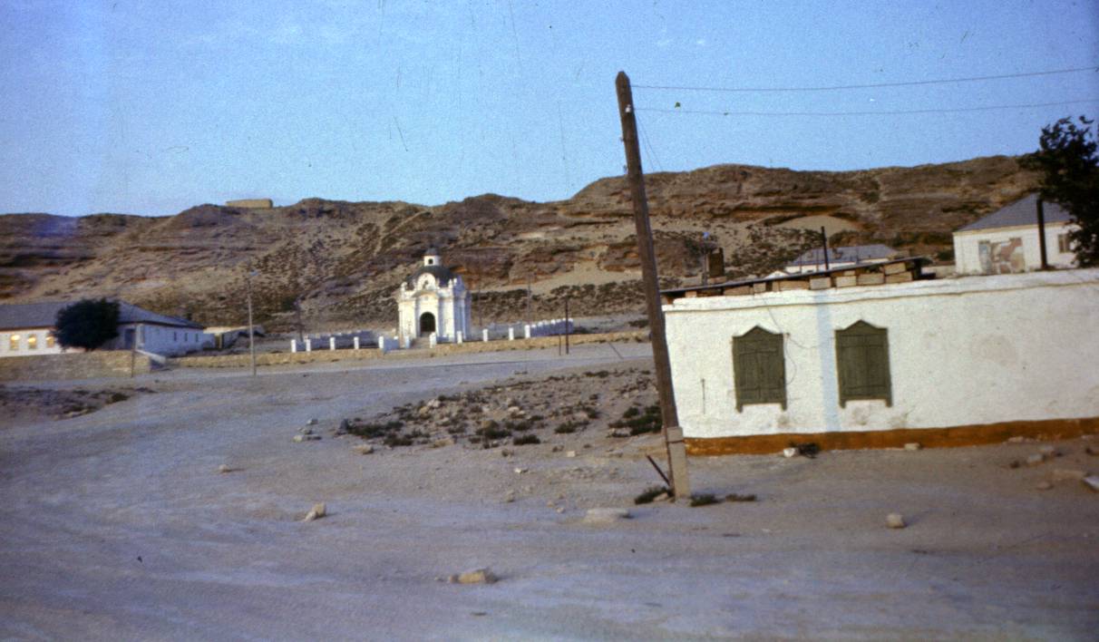 103.JPG