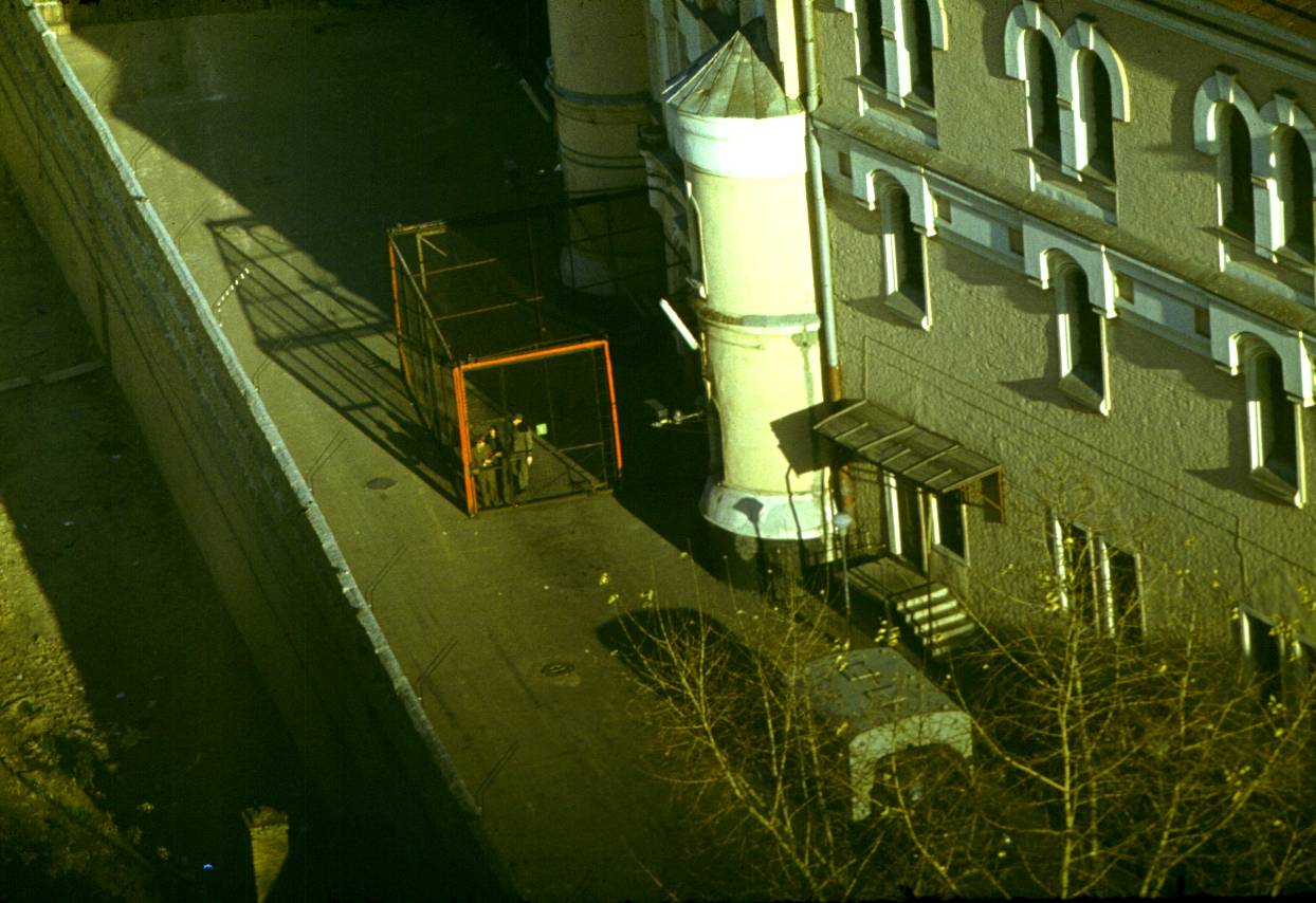 049.JPG