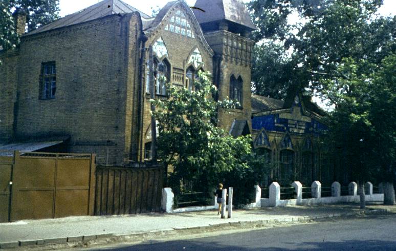070.jpg