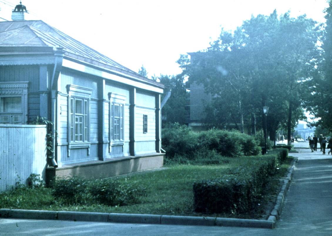 128.jpg