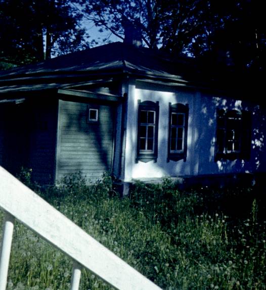 042.jpg