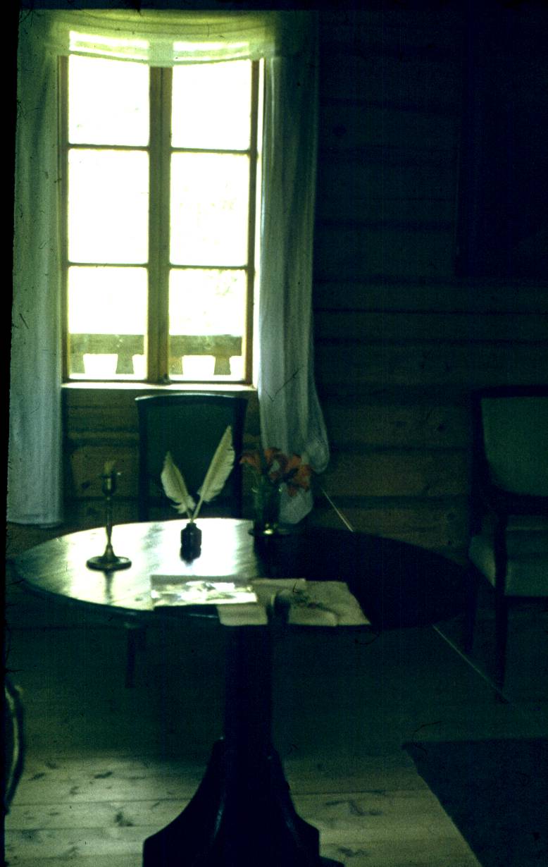 050.jpg