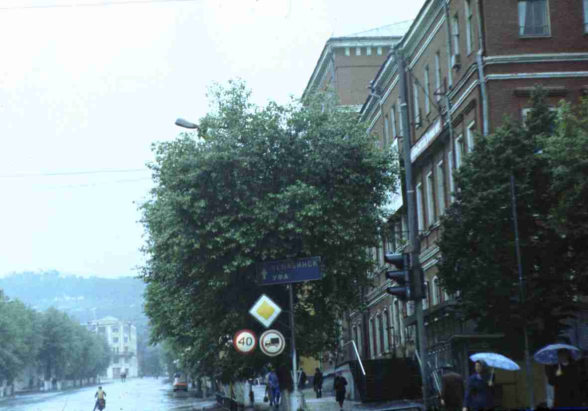 100.jpg
