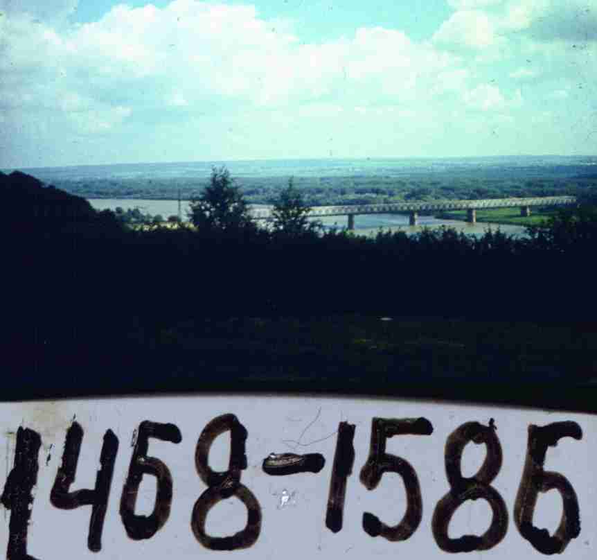 127.jpg