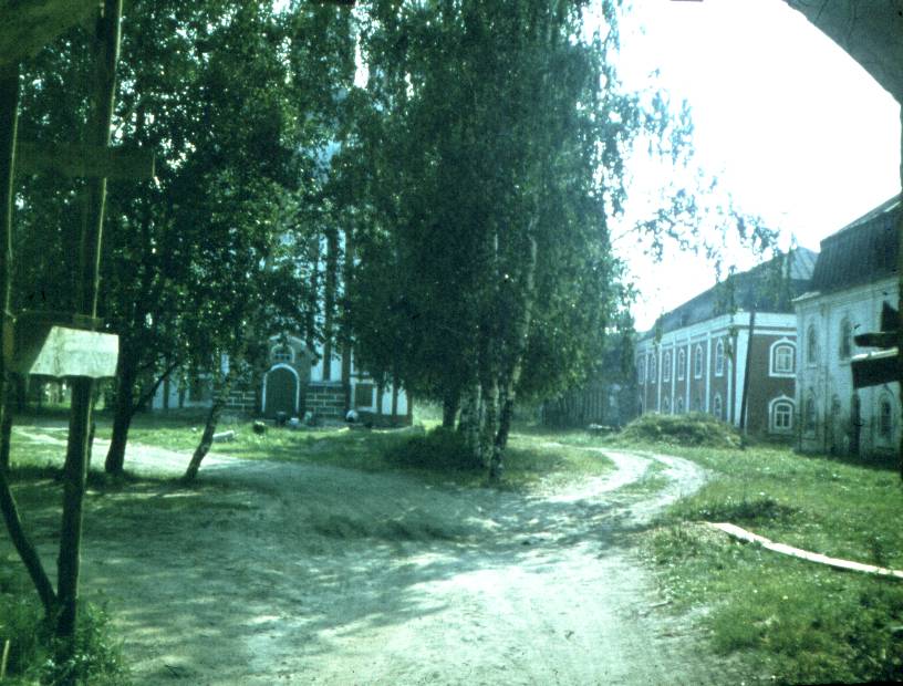 062.jpg
