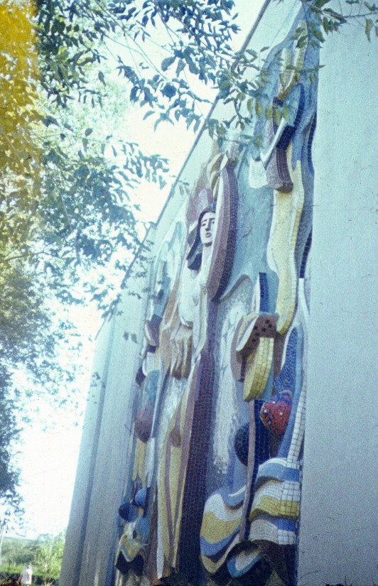 318-1.jpg