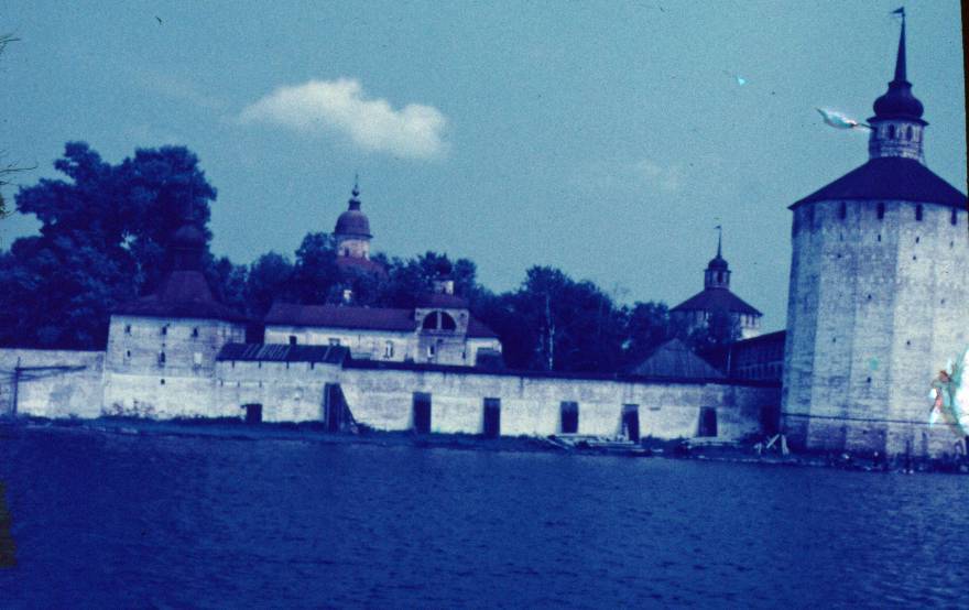 050.JPG