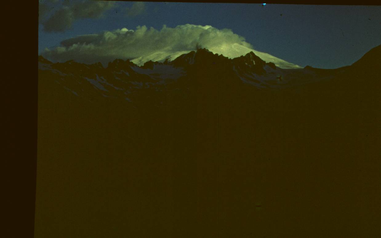 111a.JPG