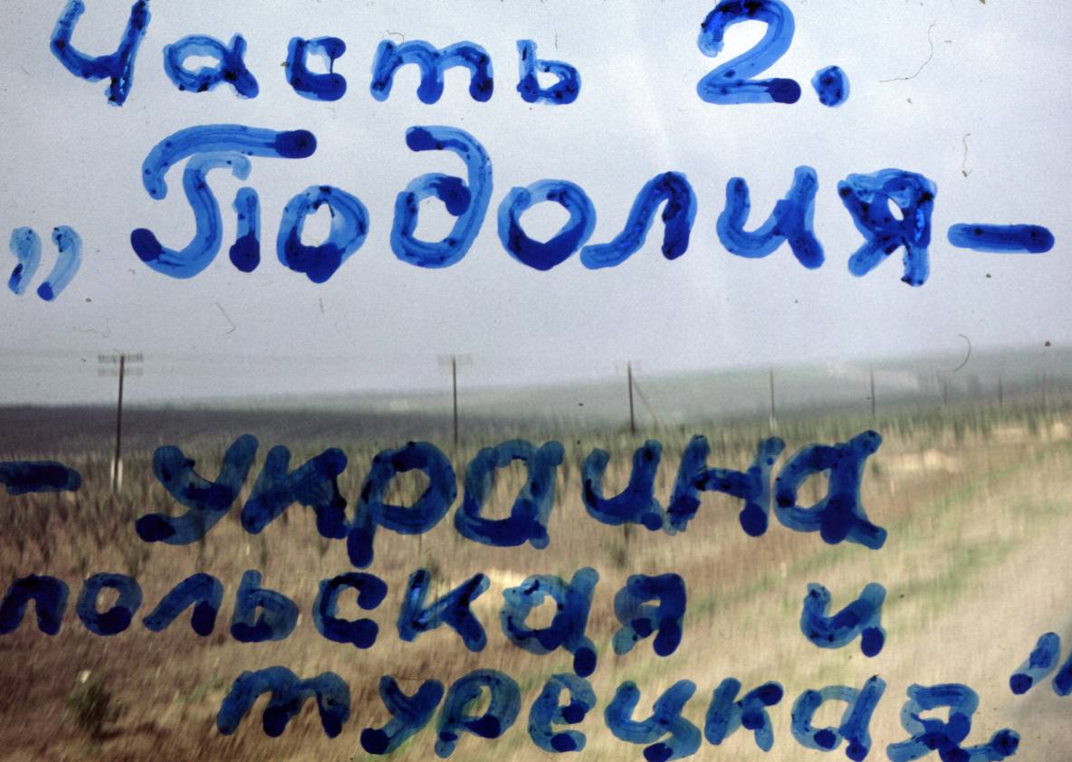 002.jpg