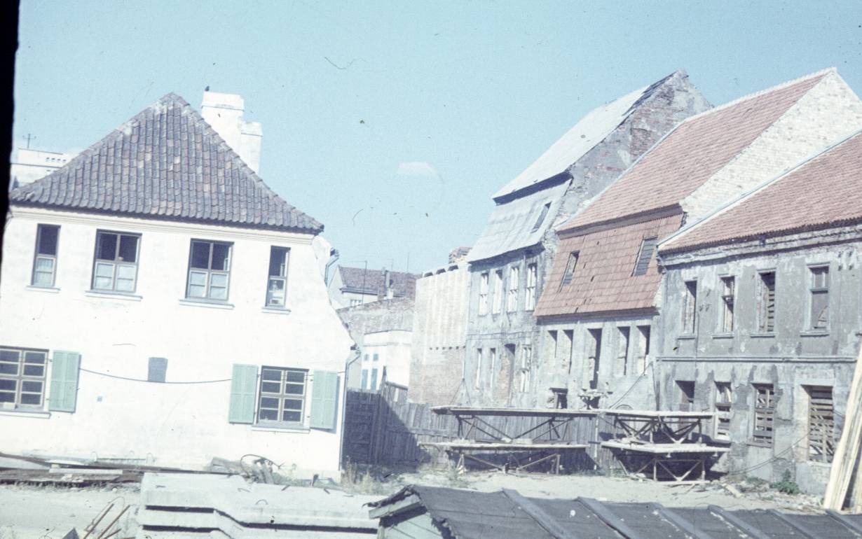184.jpg
