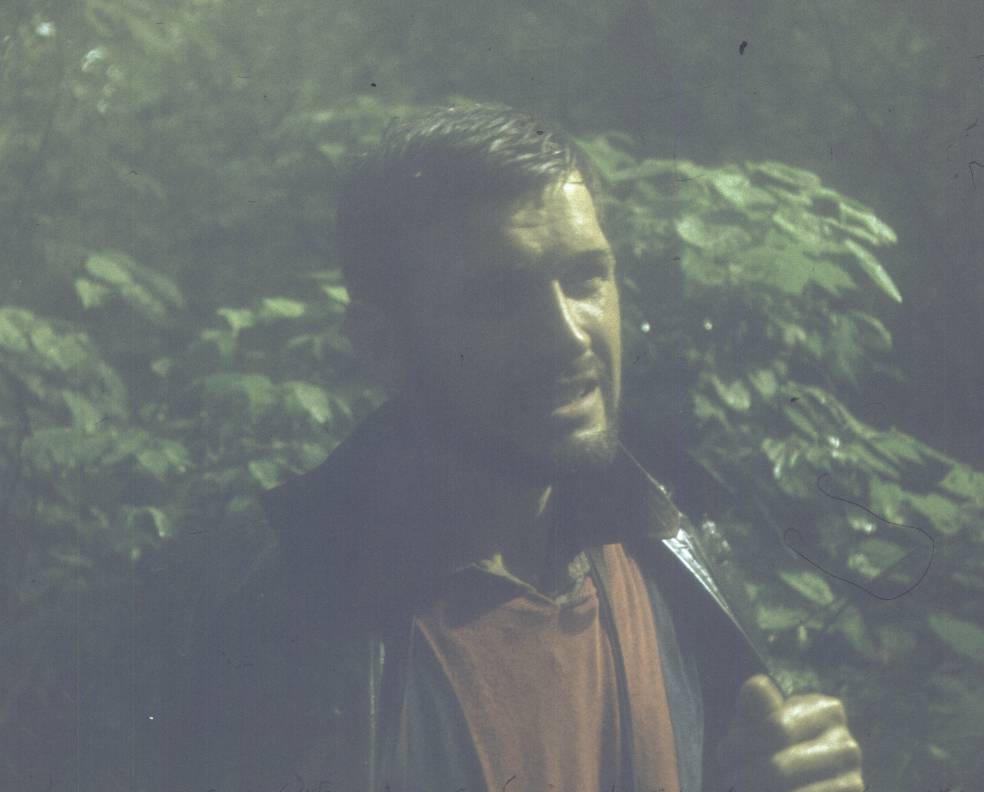 071.jpg