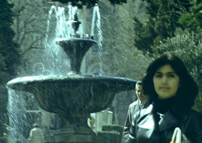 032-1.JPG