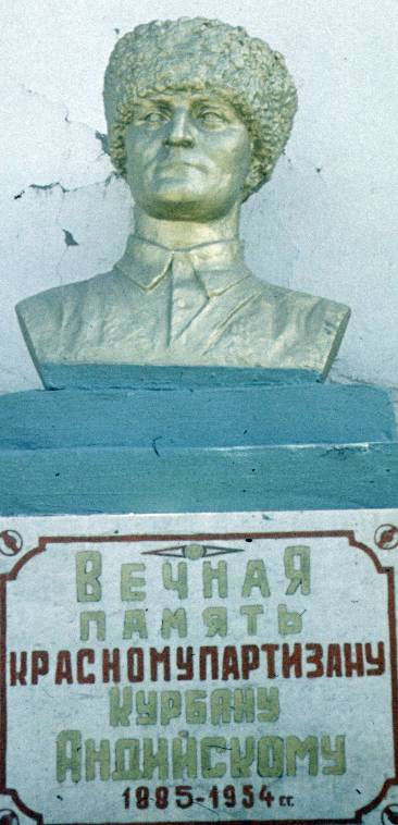 144-1.jpg