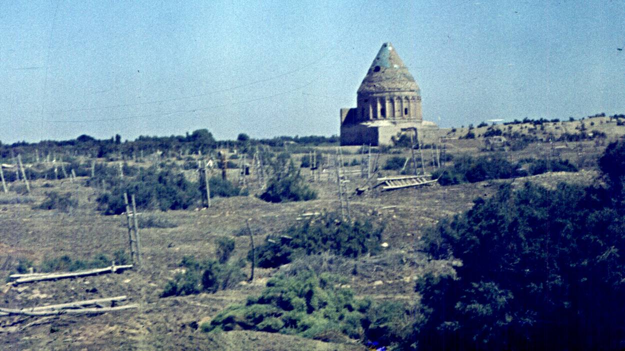 033-1.JPG