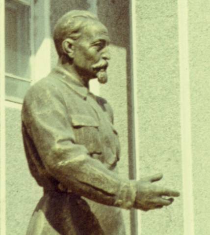 027-1.jpg